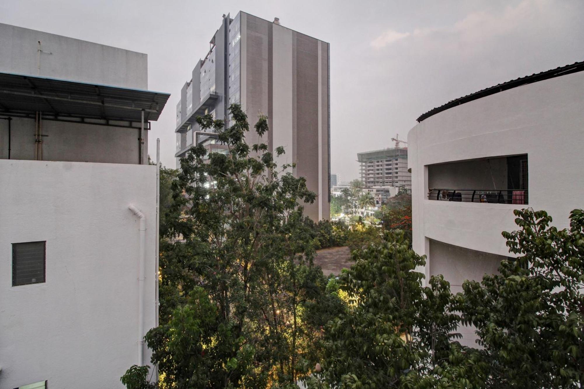 Super Collection O Grey House Hotel Pune Eksteriør billede
